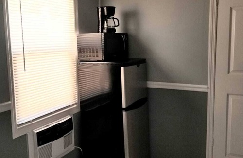 Kissimmee Apartment | Cozy private room and bathroom perfect for any trip!