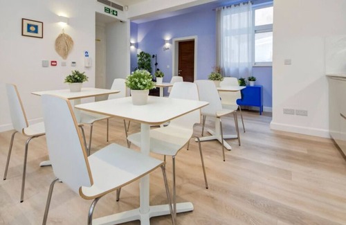 Mosta Apartment | Cozy Private Room with Ensuite in Central Mosta