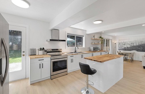 Maple Ridge House | Cozy Rancher with a Big yard close to mountains