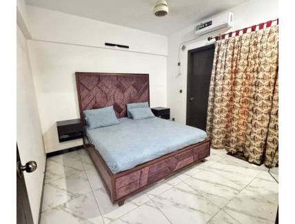 Karachi Apartment | Cozy Room For Rent