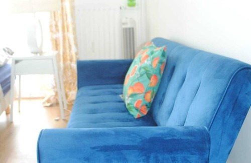 Seine-et-Marne Apartment | Cozy Room with AC, Balcony, WiF in amazing Évry-Courcouronnes