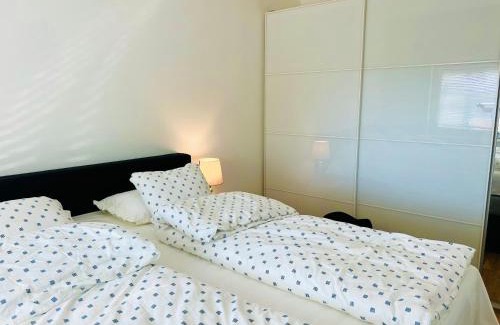 Oster House | Cozy room with beautiful nature in Husievägen 100-Malmo