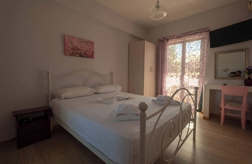 Tsilivi Hotel | Cozy rooms only 2' walk from beach