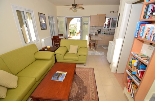 Kissamos House | Cozy Seacoast Villa on Estate in Crete’s Western Olive Region. Avail. Yr. Round