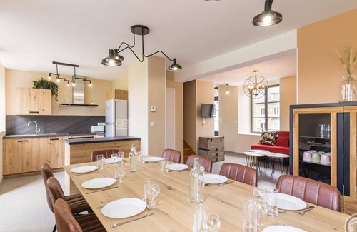 Cuves Cottage | Cozy semi-detached house with large terrace