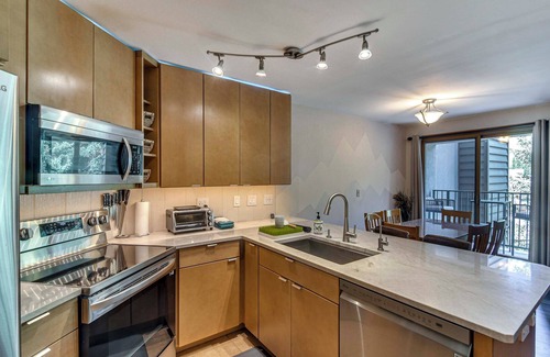 Winter Park Condo | Cozy Ski-In/Ski-Out Winter Park Condo w/Pool!