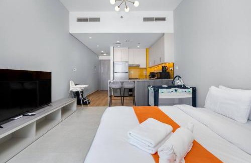 Dubai Apartment | Cozy Studio - Dubai Land -Tiger V Tower
