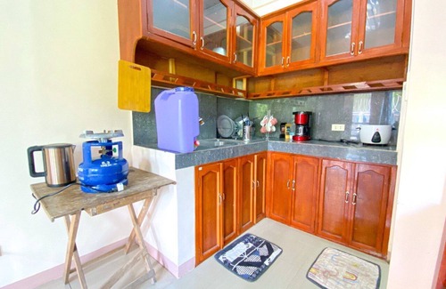 Bayombong Apartment | Cozy Studio + Free Parking & Local Coffee!