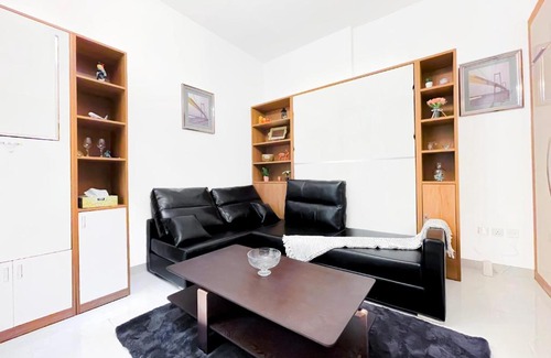 Discovery Gardens Apartment | Cozy Studio in Al Furjan - Near Metro - bnbmehomes - 812