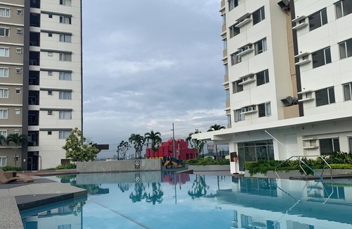 Muntinlupa Apartment | Cozy studio in awesome Avida Tower1 at Southpark Alabang Muntinlupa City