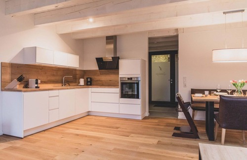 Loquard Apartment | Cozy vacation apartment in Rysum: your perfect retreat by the sea - Van