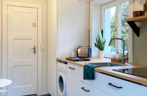 Bad Wilsnack House | Cozy vacation home with natural garden, well equipped kitchen, and WiFi