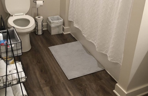 Northwest Apartment | “Cozy VB Getaway” near Outlets