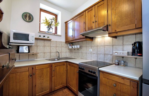 Tzitzifes Villa | COZY VILLA ZOI