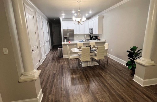 Slidell Apartment | Cozy Waterfront 2-bedroom apartment in serene Slidell