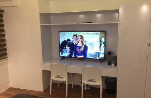 Valencia Apartment | Cozy35sqm w parking balcony Wifi/Netflix near Mall