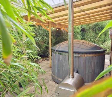 Lanaken Other | Cozychalet met prive Hot tub