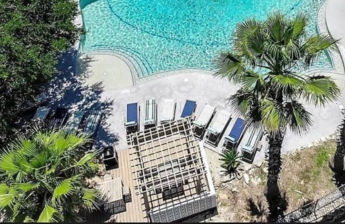 Barton Hills Apartment | Cozysuites 1BR Apartment Skyline Barton Creek 388