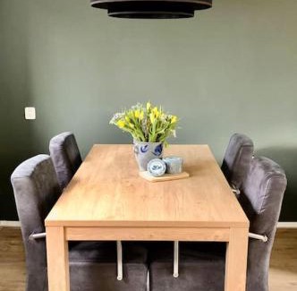 Hardenberg Apartment | Cramer's Corner