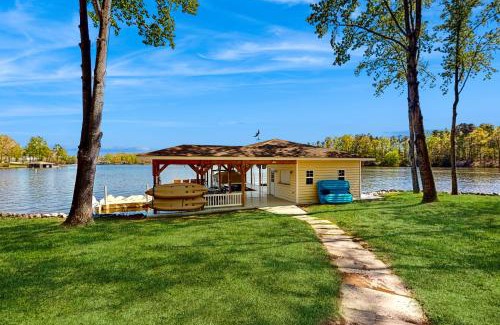 Mineral House | Crane's Landing