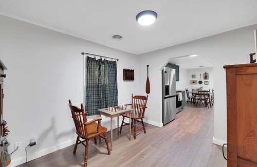 Tannersville Cabin | Creekfront mountain cabin on Tumbling Creek with 2 bed, 2 bath and dog friendly!