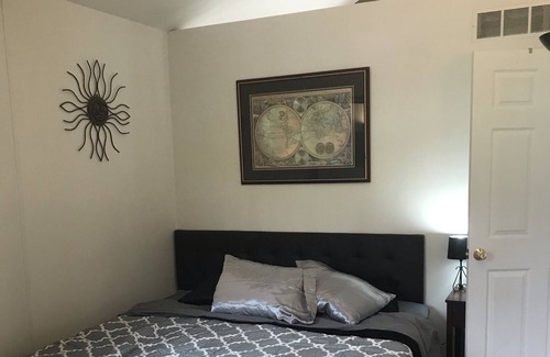 Attica Villa | Creekside Treehouse-Hot Tub, Pets permitted
