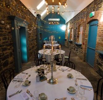 Cluain Eois Hotel | Creighton Hotel