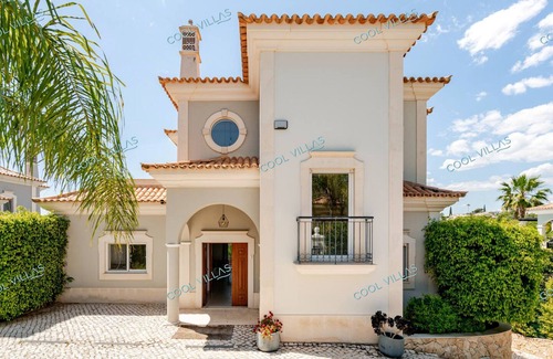 Cerro do Mocho Villa | Crest 5 - 8 Pax Golf/Beach Swimming pool