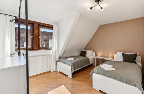 Gifhorn Apartment | CREW BEDS - APARTMENT in Gifhorn - For 4 People - 50m2, 1x Bedroom, 4x Single Bed, Free Kaffee, WiFi & Parking - 24h CHECK IN #GF01