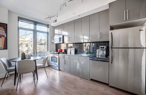 Logan Circle Apartment | Crisp Logan Circle 1BR w/W/D, Doorman, Gym, nr. Metro by Blueground