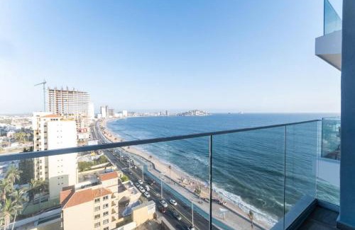 Mazatlan Apartment | Cristal bay 1504 lujoso depa frente al malecón