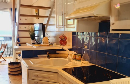 Cap Champagne House | Croisiere bleue, 20 m from the beach of Boucan canot, Reunion Island