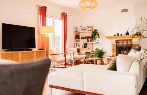 Arco da Calheta House | Crossdeira - Oceanfront Wellness Retreat