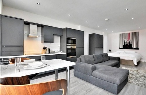 Southport Apartment | Crown Inn, Apt 7 at Crown Inn