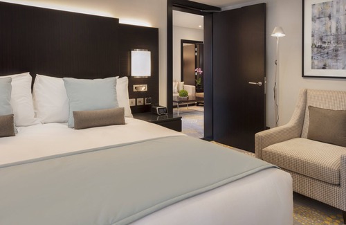 Diplomatic Area Hotel | Crowne Plaza Bahrain by IHG