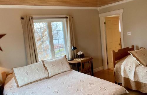 St. Anthony House | Crows Nest Inn