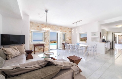 Paros Villa | Crystal Blue 4BR villa with pool by JJ Hospitality