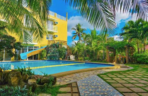 Morong Resort | Crystal Shores Beach Resort powered by Cocotel
