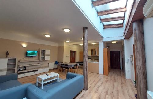 Szeged Apartment | CsaládBarát Vendéglak Szegedi Magánszálláshely 9 fő részére, nagycsaládok és baráti társaságok részére