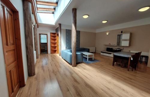 Szeged Apartment | CsaládBarát Vendéglak Szegedi Magánszálláshely 9 fő részére, nagycsaládok és baráti társaságok részére