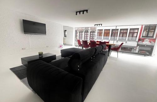 Mons Apartment | Cube 21