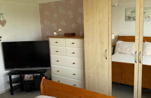 Birkenhead House | Cumberland Avenue prenton Wirral 3bed detached house with a lovely view looking out on to a field from the rear close to all amenities