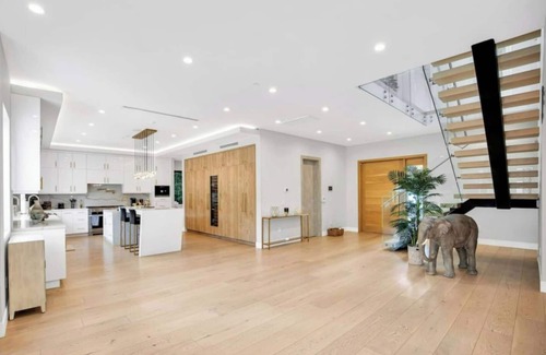 Sherman Oaks Villa | Cumpston Oasis - Modern 2-Story Estate with Pool, Spa and Waterfall