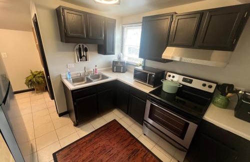 Beach Park Apartment | Cute and Cozy 1bd Condo Apartment townhouse