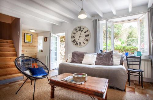 Fermanville House | Cute Normandy Chaleureuse Maison au Cap Levi