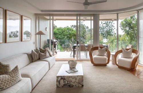 Noosa Heads Villa | 'Cuvee' - Beach, views, relax in style