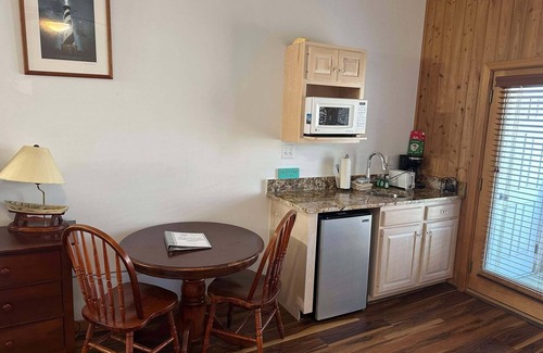 Ocracoke Villa | CV8B: Crow's Nest 8 - 2nd floor studio with a balcony!