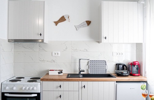 Akrotiri House | Cycladic traditional house minutes from Caldera beach