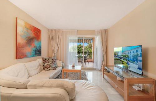 Urbanizacion Hacienda las Chapas Apartment | Días De Ensueño En Marbella
