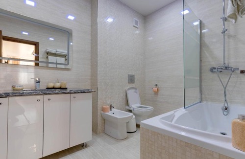 Tractorul Apartment | D&C Apartament